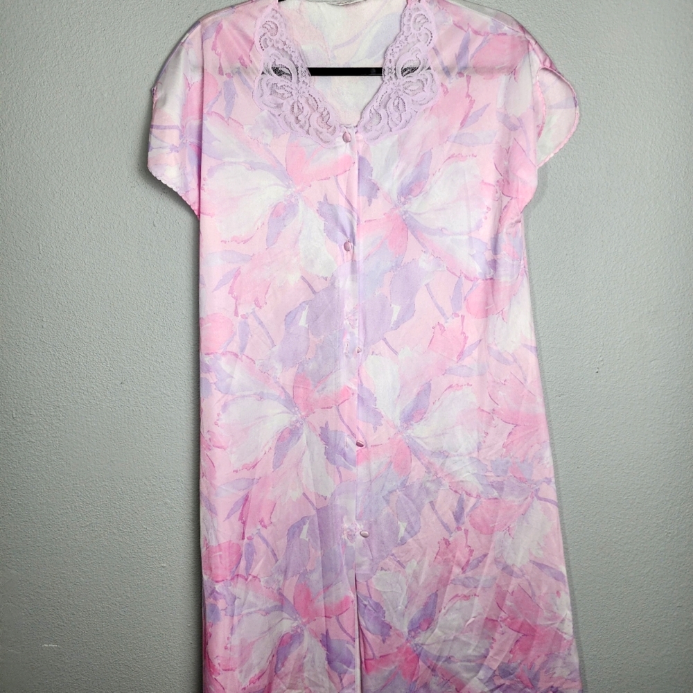 Vanity fair nightgown, small